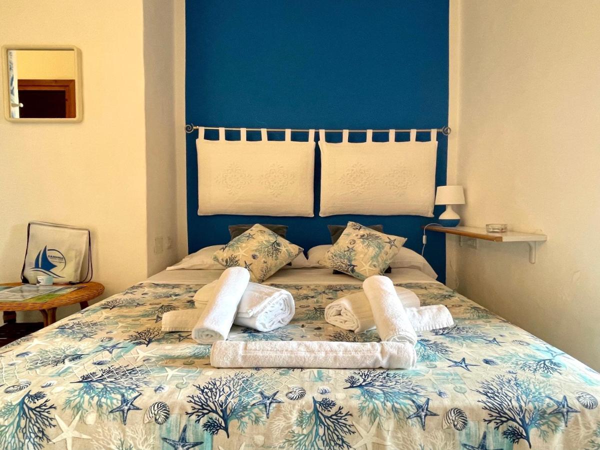 San Teodoro Punta Est Delizioso Monolocale Vista Mare Apartment ภายนอก รูปภาพ